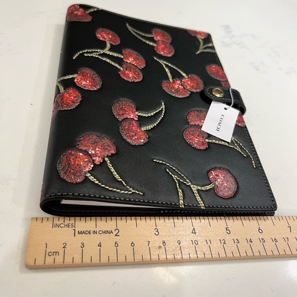 COACH NEW CHERRY NOTEBOOK 🍒 - Picture 8 of 11